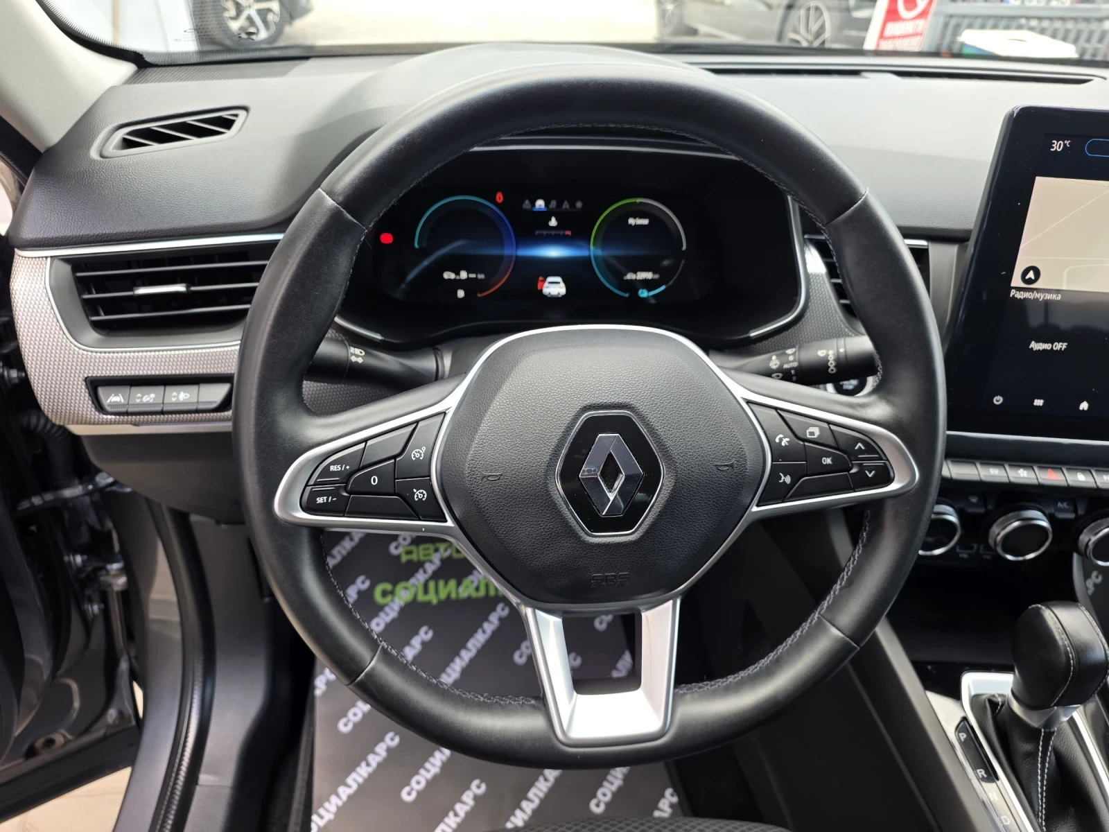 Renault Arkana HOBA hybrid , снимка 11 - Автомобили и джипове - 55253073