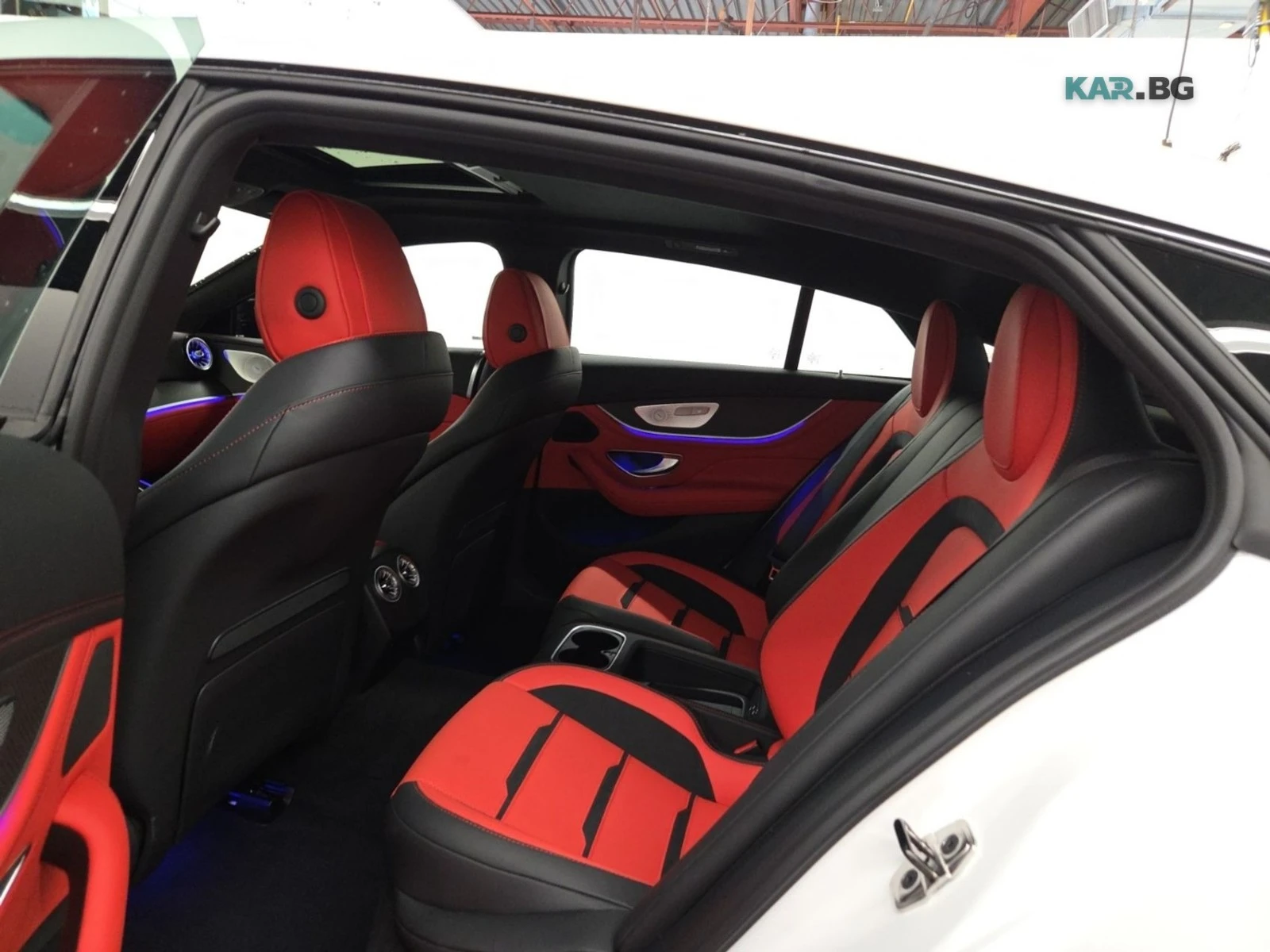 Mercedes-Benz AMG GT 63 4MATIC Автокредит Цена до България, снимка 13 - Автомобили и джипове - 55332303