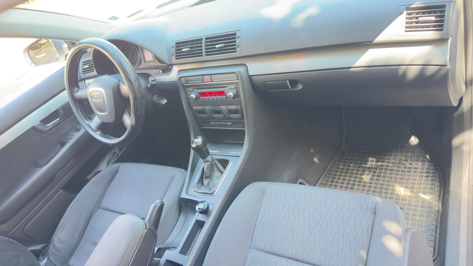 Audi A4 2.0 TDI 140 BPW, снимка 14 - Автомобили и джипове - 55423822