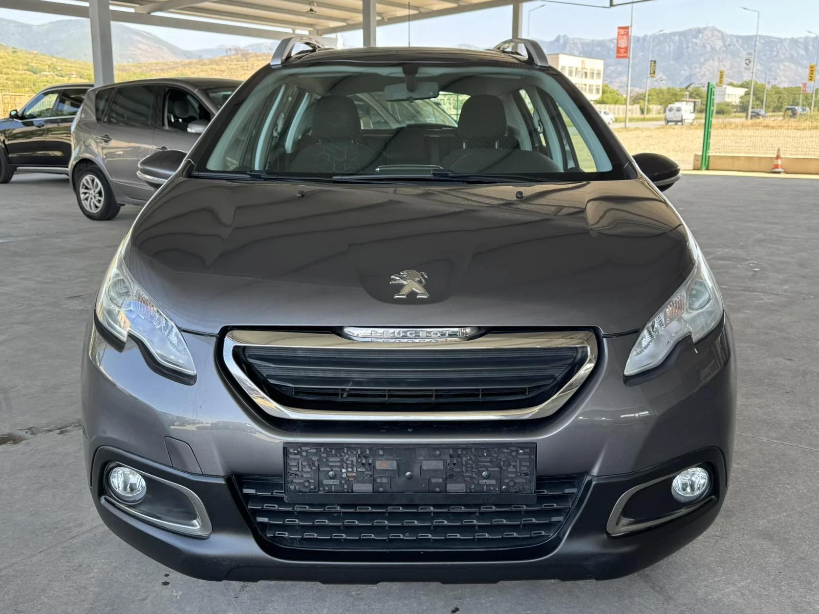 Peugeot 2008 82ps* КЛИМАТИК* АВТОПИЛОТ, снимка 8 - Автомобили и джипове - 55440741