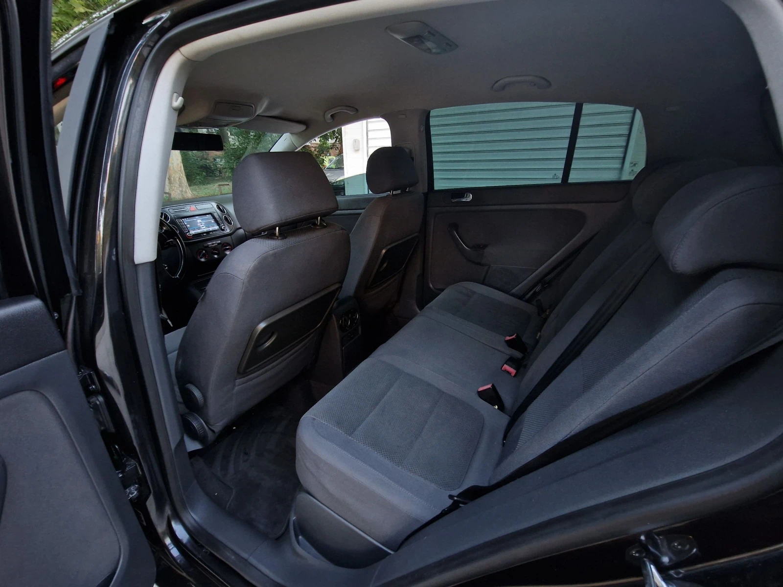 VW Golf 1.9TDI 105�.�. | Mobile.bg � ����������� 10