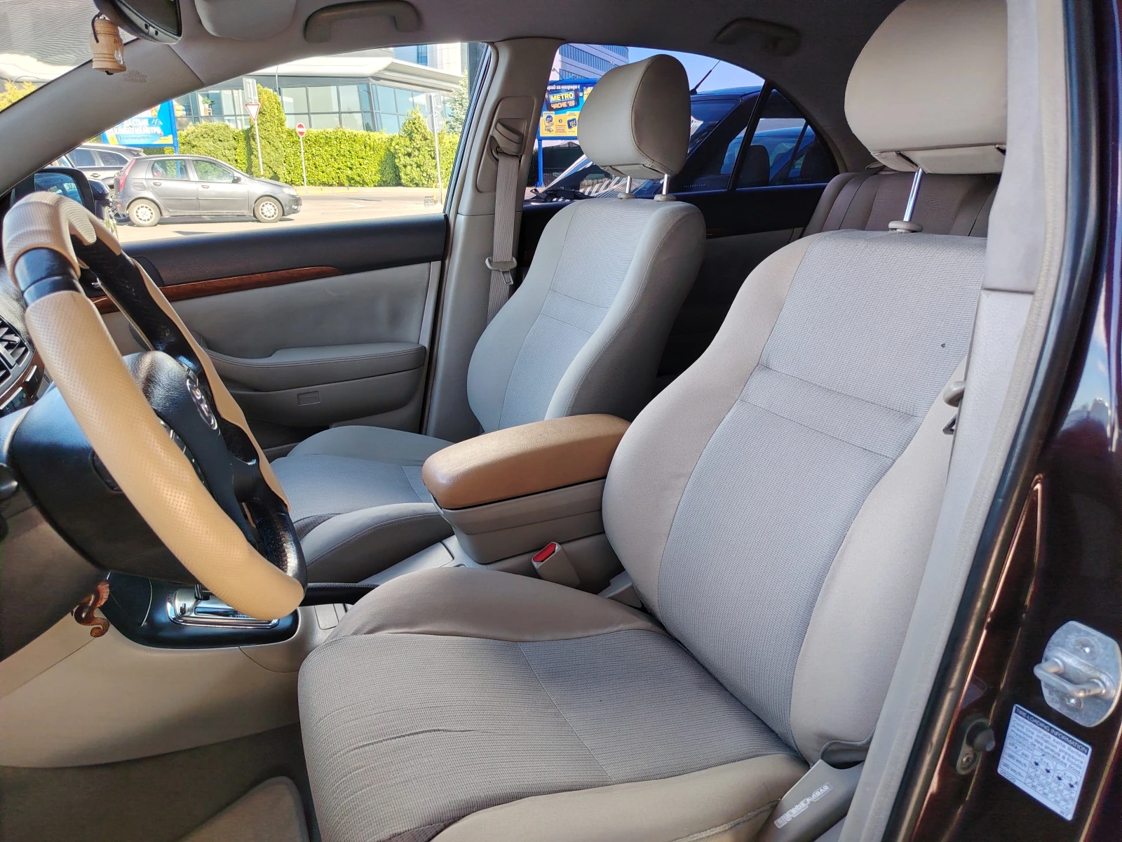 Toyota Avensis 2.0i Автоматик 147кс. 2007г. Facelift, снимка 15 - Автомобили и джипове - 55823819