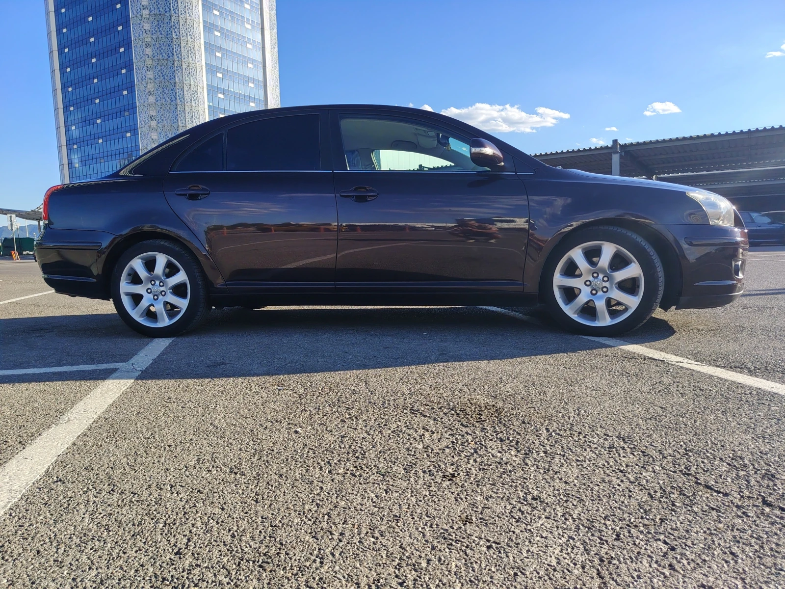 Toyota Avensis 2.0i Автоматик 147кс. 2007г. Facelift, снимка 6 - Автомобили и джипове - 55823819