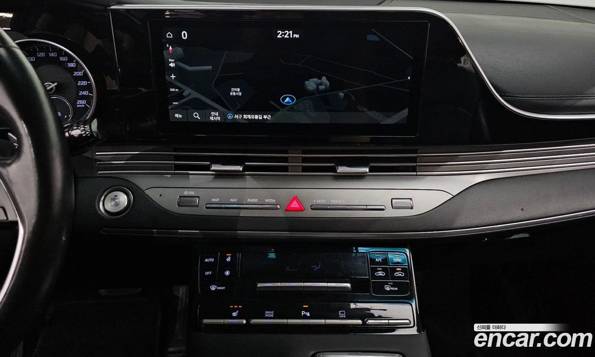 Hyundai Grandeur 3.3 Premium, снимка 12 - Автомобили и джипове - 56024618
