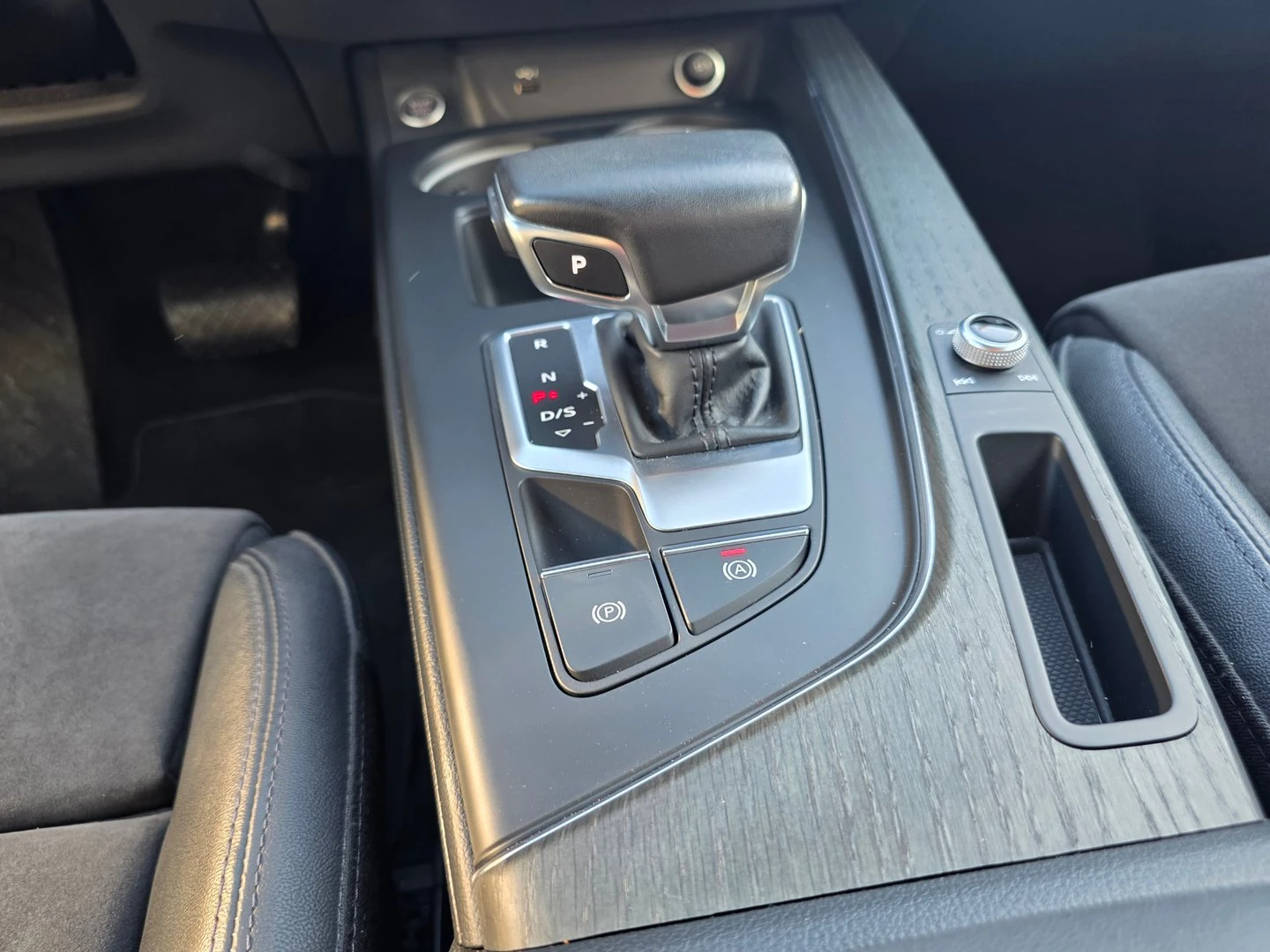 Audi A4, снимка 5 - Автомобили и джипове - 56420634