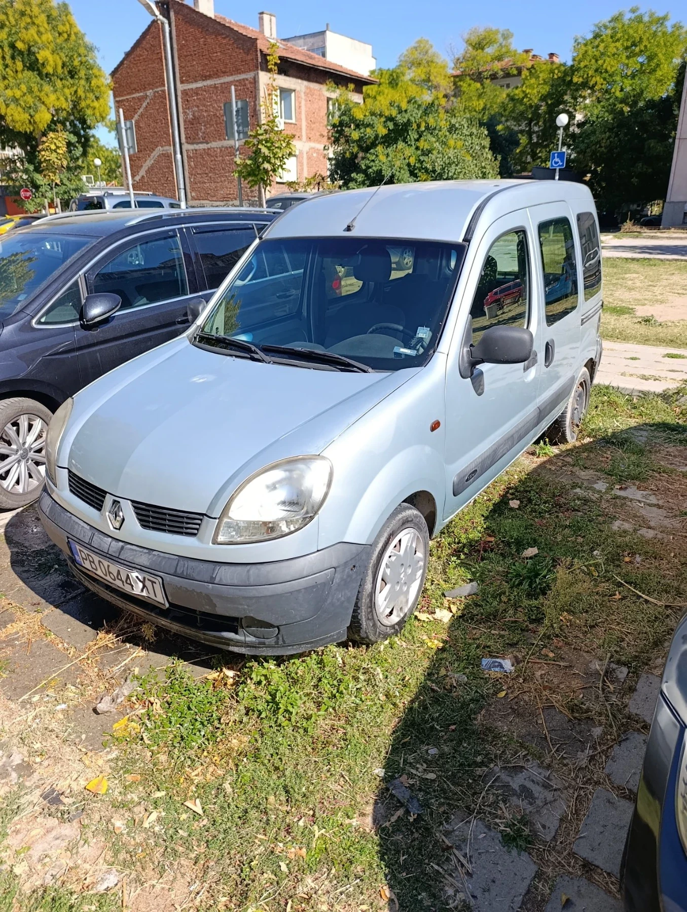 Renault Kangoo, снимка 2 - Автомобили и джипове - 56480335