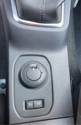 Dacia Duster 1.5 Diesel, N1, 4x4, снимка 2