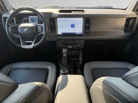 Ford Bronco BIG BEND 4x4, NO ACCIDENT, HTD STS, NAVI, CRPLY, снимка 7