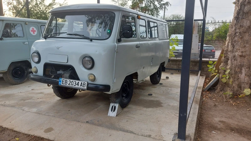 Uaz 390995 6+ 1 АГУ, снимка 1 - Автомобили и джипове - 42356059