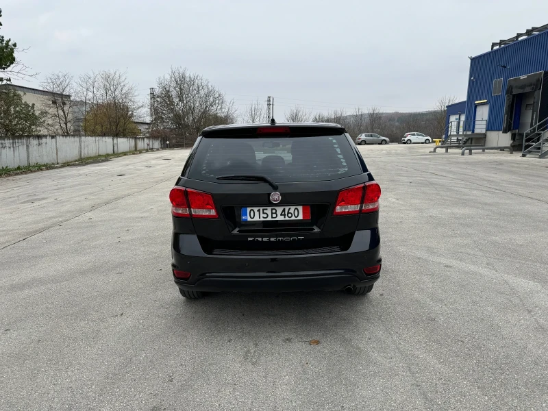 Fiat Freemont 2, 0TDI-140kc , снимка 4 - Автомобили и джипове - 47944944