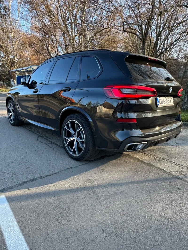 BMW X5 BMW X5 M50D/Swarovski/Bowers & Wilkins Diamond/Sky, снимка 5 - Автомобили и джипове - 52769777
