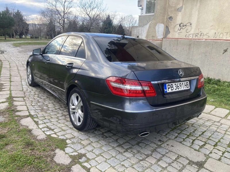 Mercedes-Benz E 350 CDI Avangarde Фул екстри, снимка 5 - Автомобили и джипове - 52862898