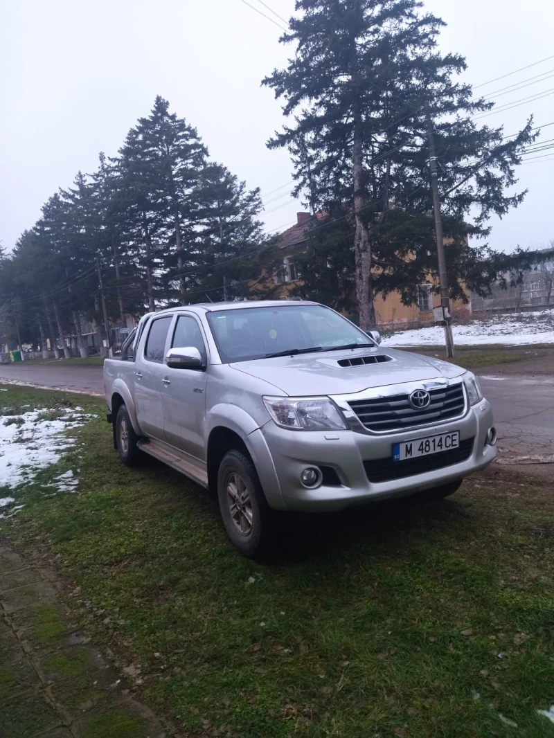 Toyota Hilux 4x4 pick up, снимка 12 - Автомобили и джипове - 52871273
