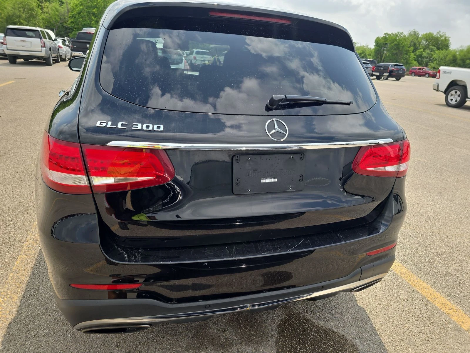 Mercedes-Benz GLC 300  - изображение 4