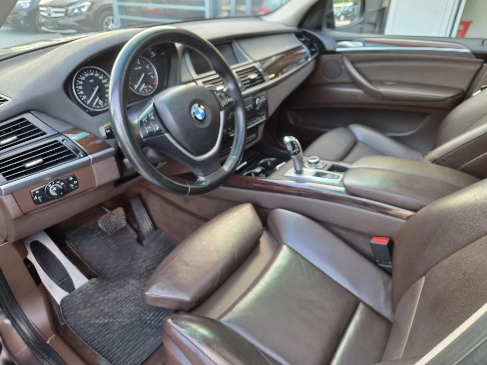BMW X5  X drive 3.0, снимка 9 - Автомобили и джипове - 53865242