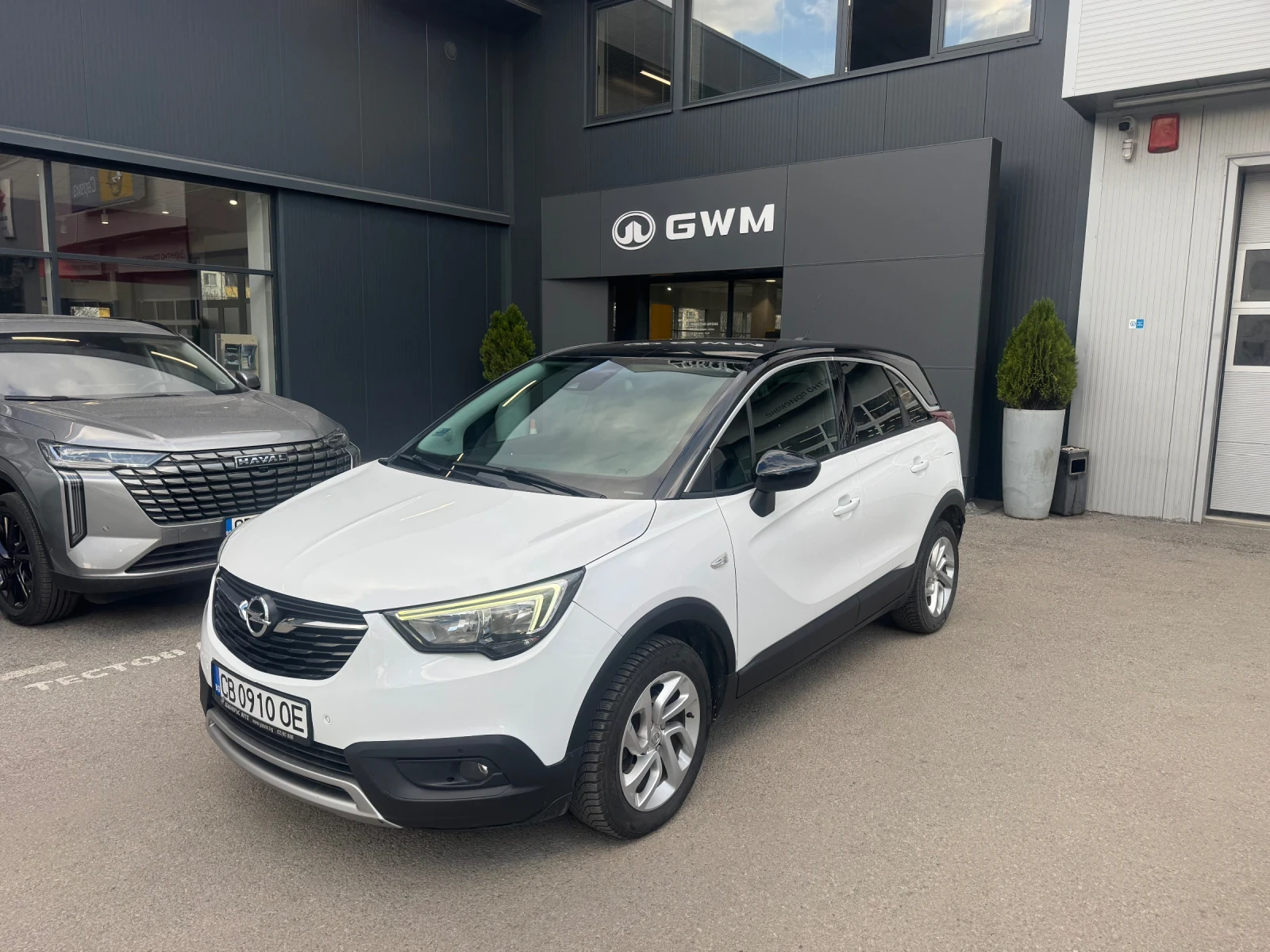 Opel Crossland X Elegance Automatic, снимка 2 - Автомобили и джипове - 54226342