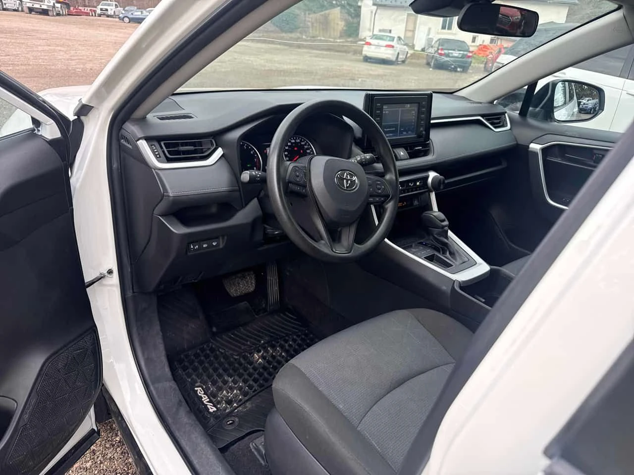 Toyota Rav4 * LE * КАМЕРА * NAVI * KEYLESS, снимка 5 - Автомобили и джипове - 54225916