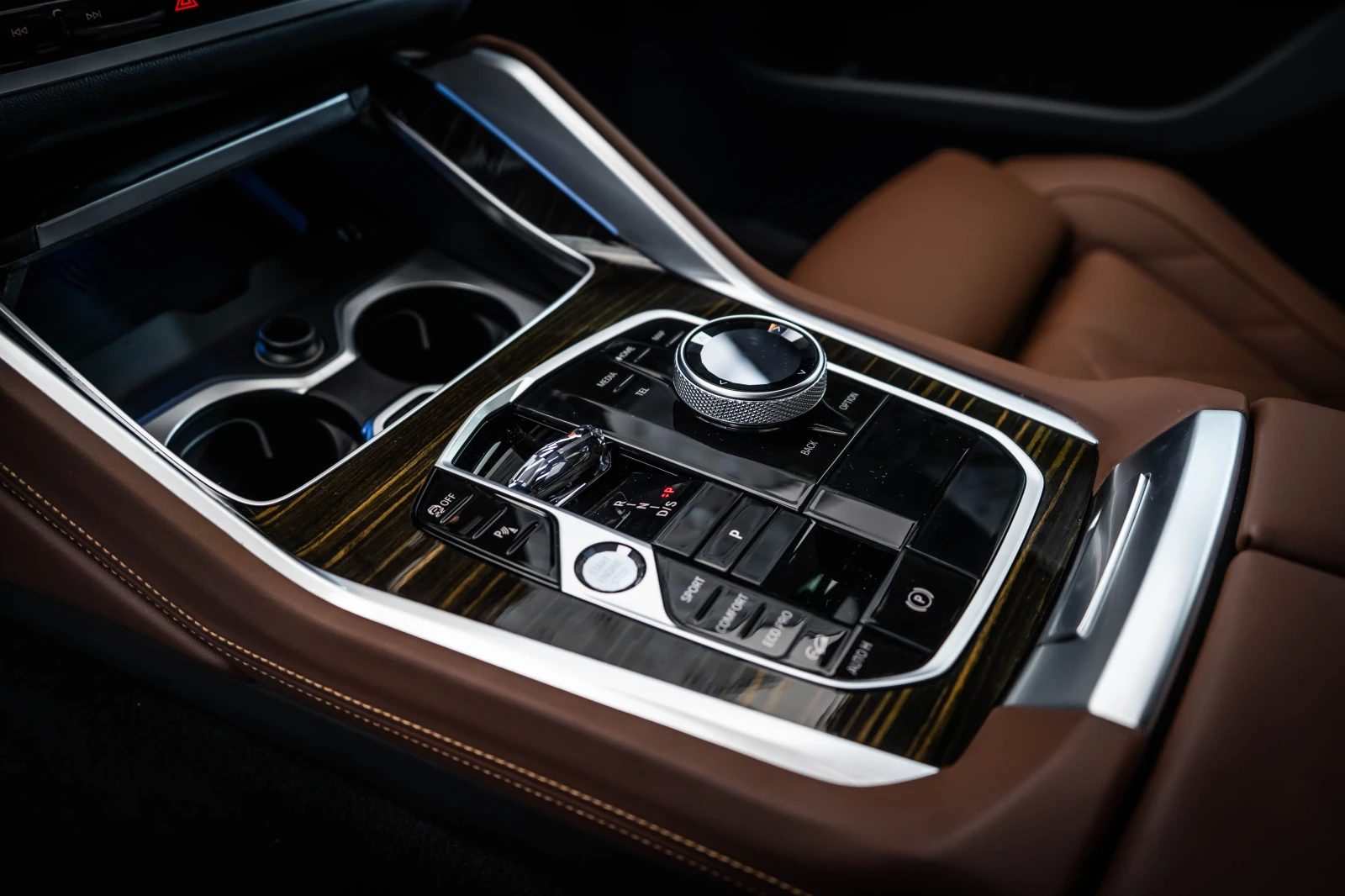 BMW X6 40i xDrive* M Pack* H/K, снимка 9 - Автомобили и джипове - 54761526