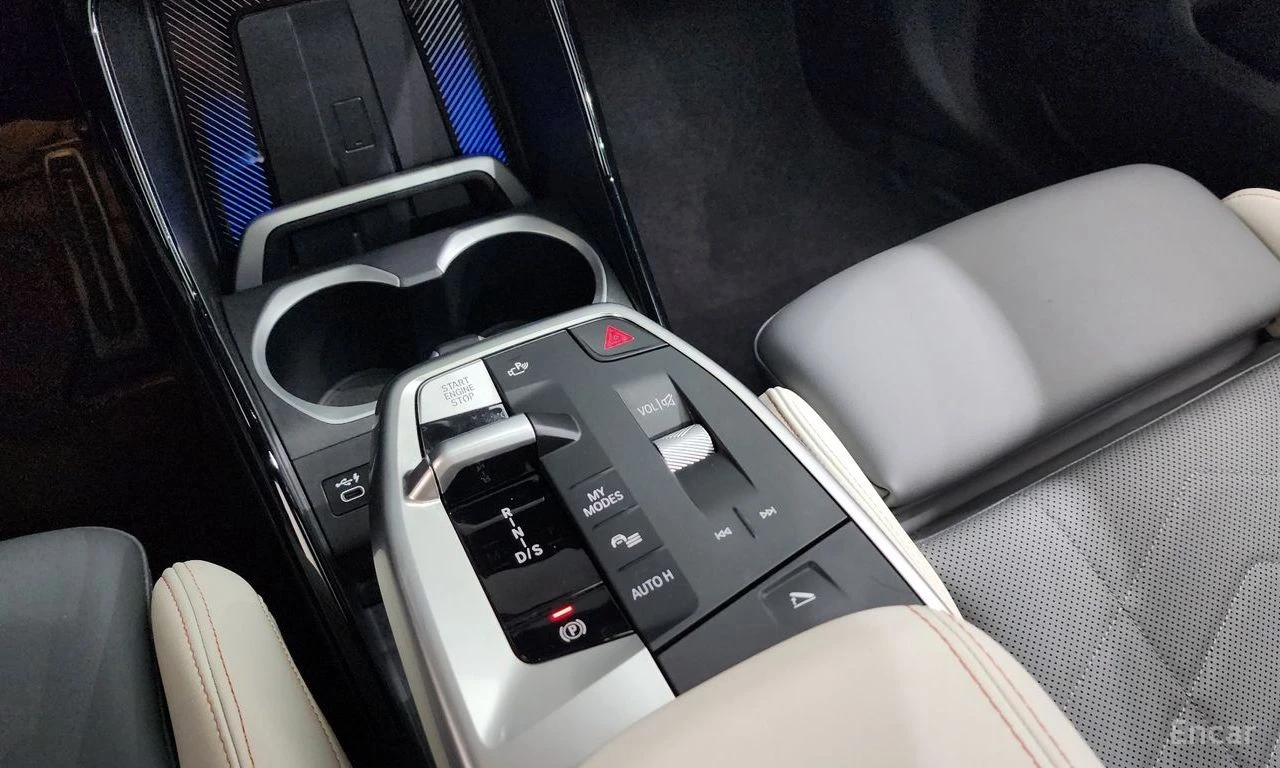BMW X2 20i* M* SPORT* HARMON* KARDON* 360КАМЕРА* LANE* AS, снимка 12 - Автомобили и джипове - 54800167