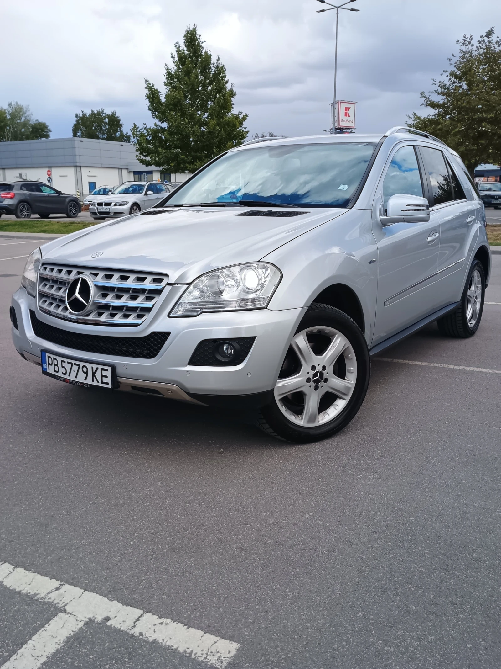 Mercedes-Benz ML 300