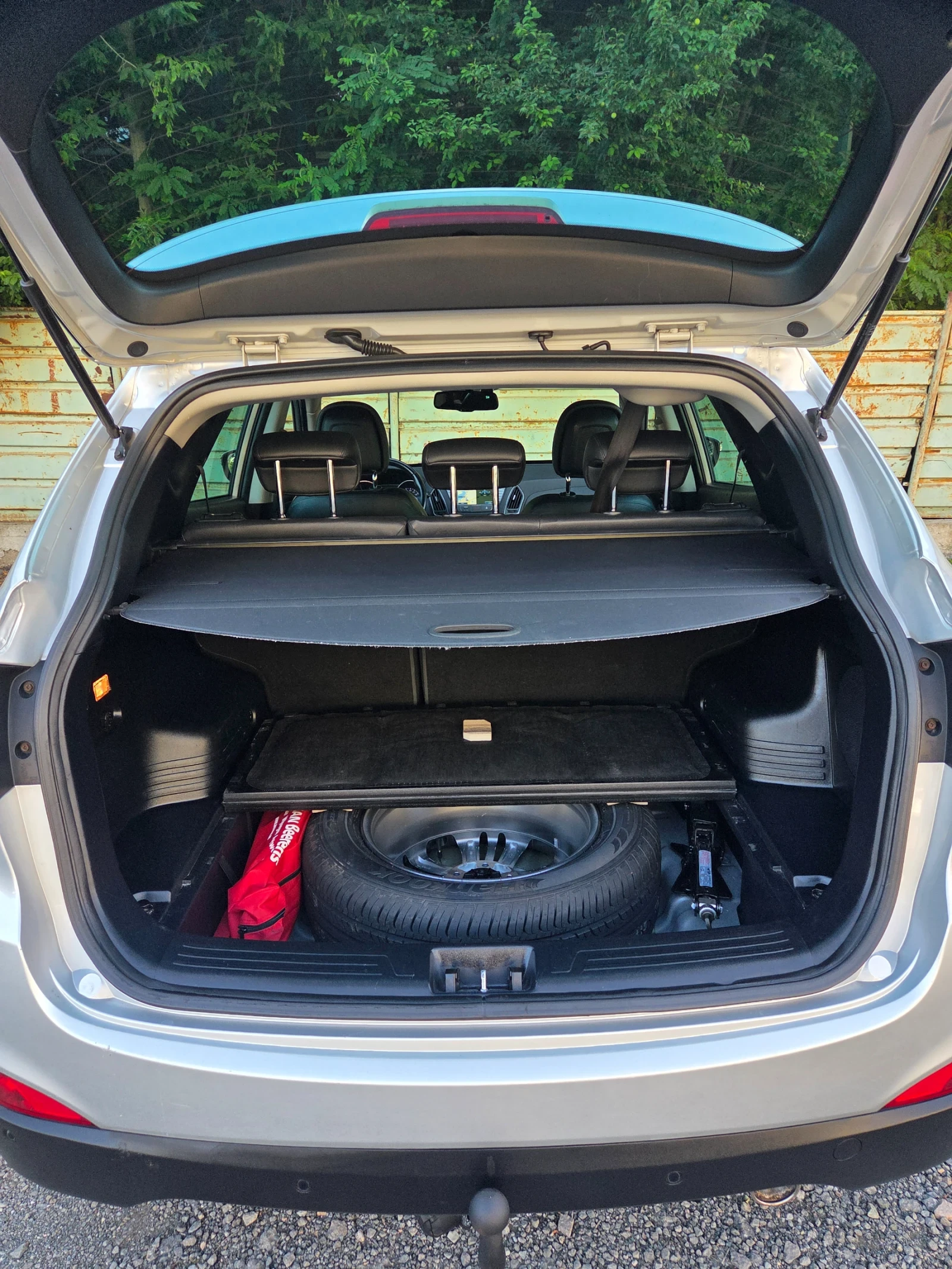 Hyundai IX35 2.0CRDI-135ps FACE-LIFT, снимка 16 - Автомобили и джипове - 55104457