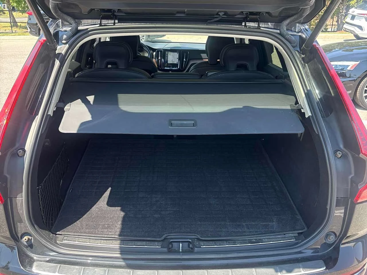 Volvo XC60 * Inscription * CARFAX * ЦЕНА ДО БГ, снимка 11 - Автомобили и джипове - 55275542