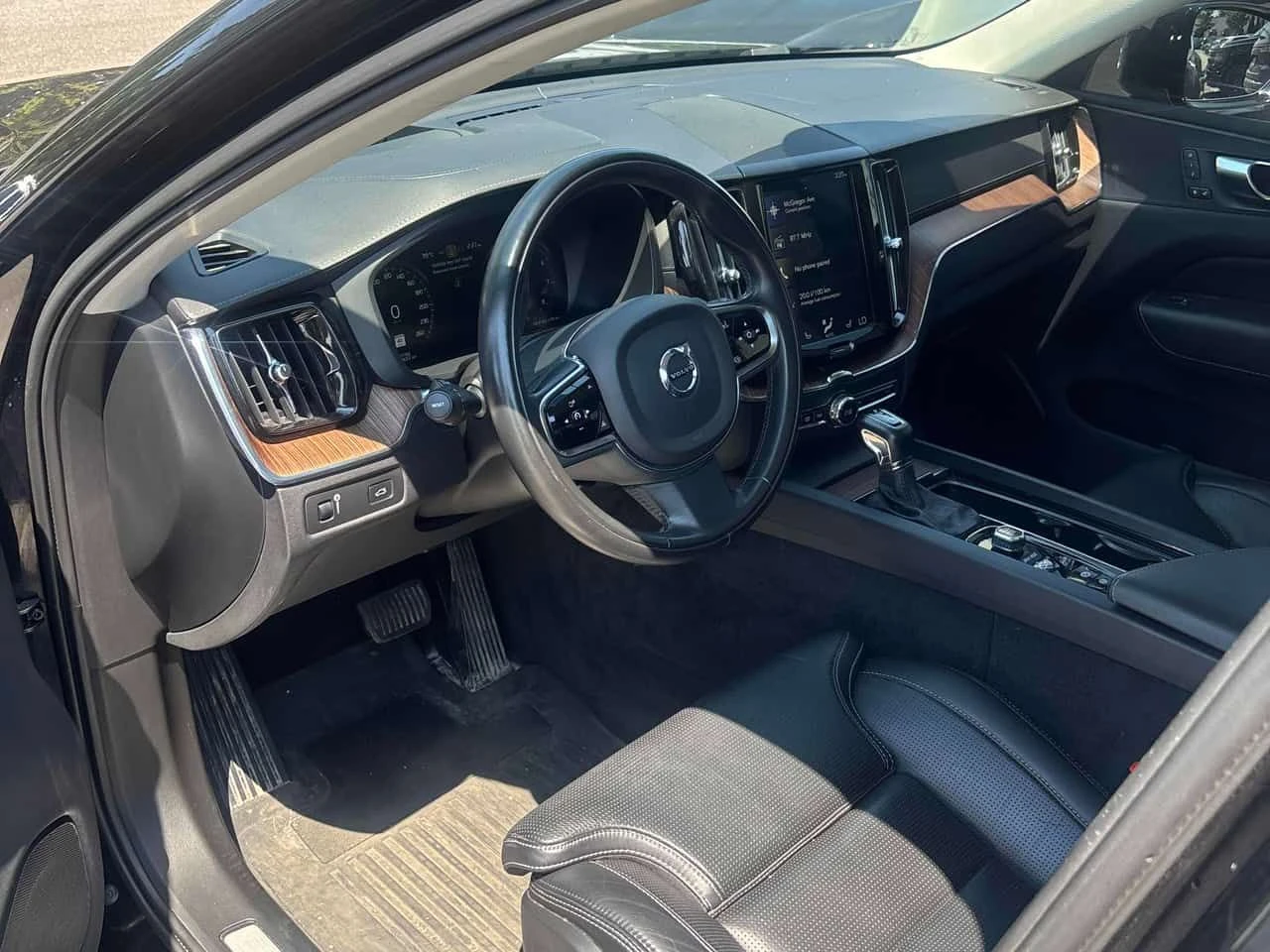 Volvo XC60 * Inscription * CARFAX * ЦЕНА ДО БГ, снимка 6 - Автомобили и джипове - 55275542