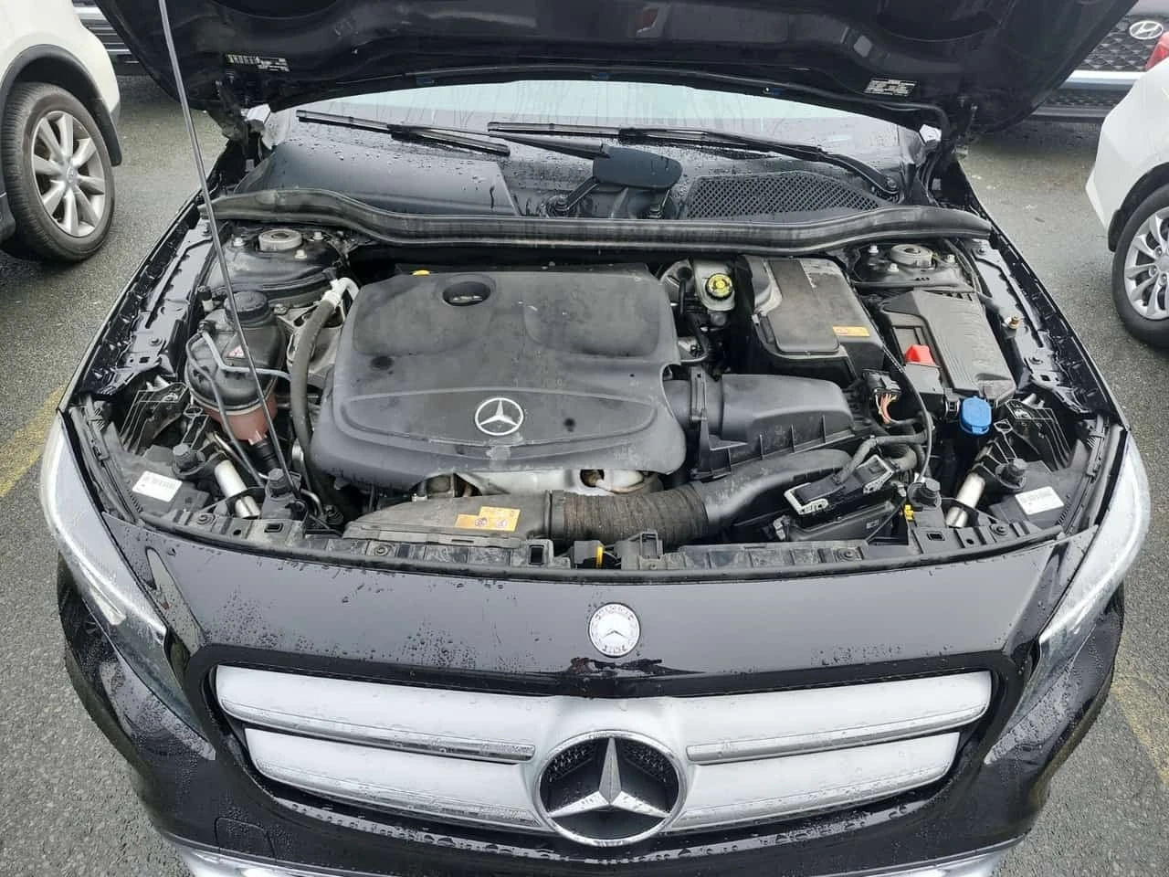 Mercedes-Benz GLA 250 CARFAX /Кожа/Нави/Подгрев/Панорама, снимка 17 - Автомобили и джипове - 55731114