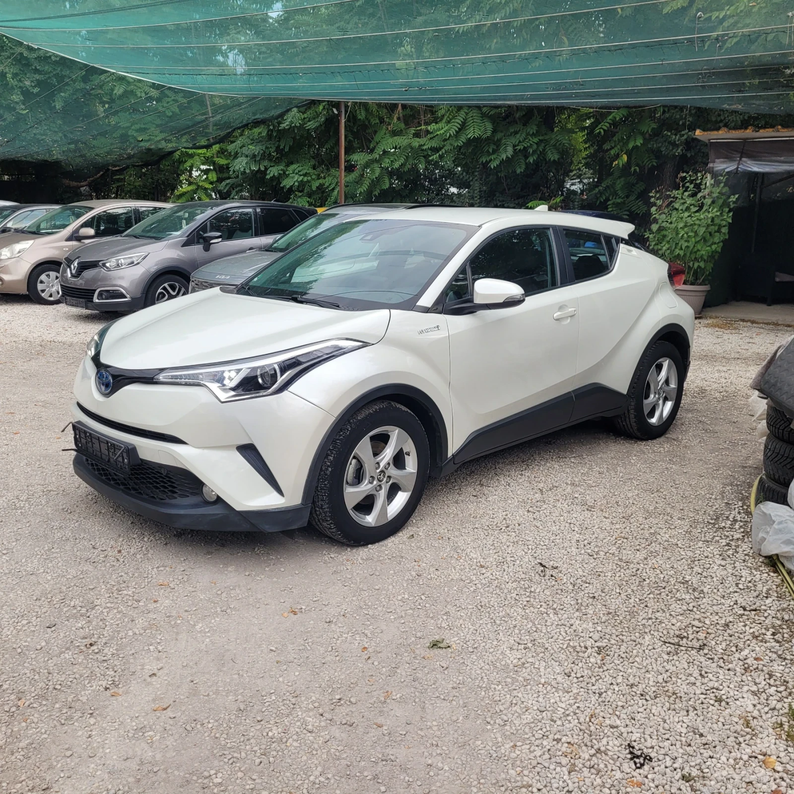 Toyota C-HR 1.8 HYBRID Automatic 