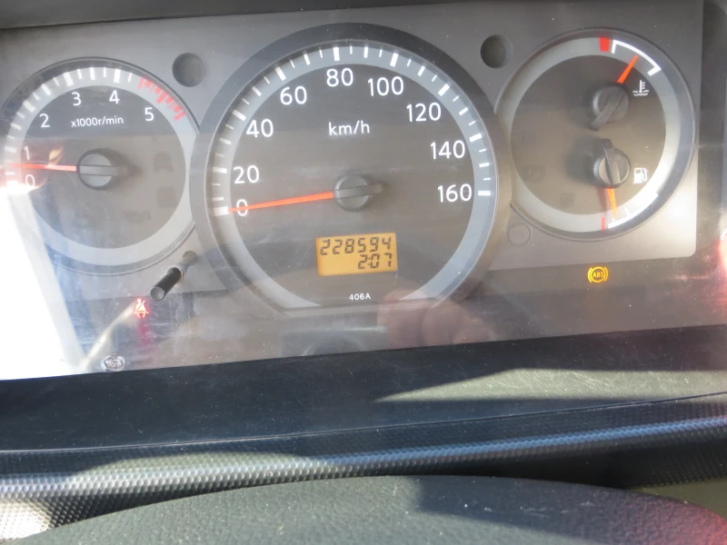 Nissan Capstar ФУРГОН С ПАДАЩ БОРД, снимка 9 - Бусове и автобуси - 50165764