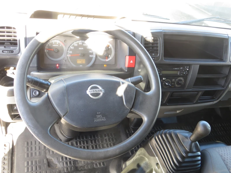 Nissan Capstar ФУРГОН С ПАДАЩ БОРД, снимка 8 - Бусове и автобуси - 50165764