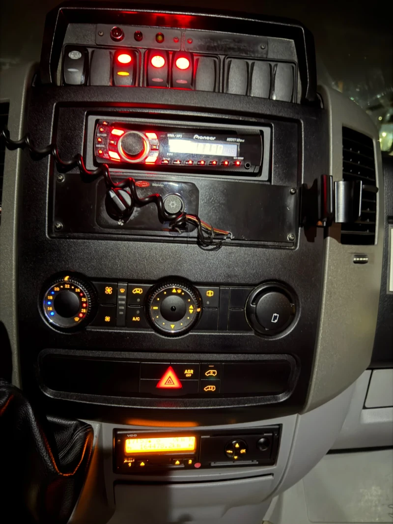 Mercedes-Benz Sprinter 513 CDI авт.врата.23ss Vehixel, снимка 6 - Бусове и автобуси - 52577596