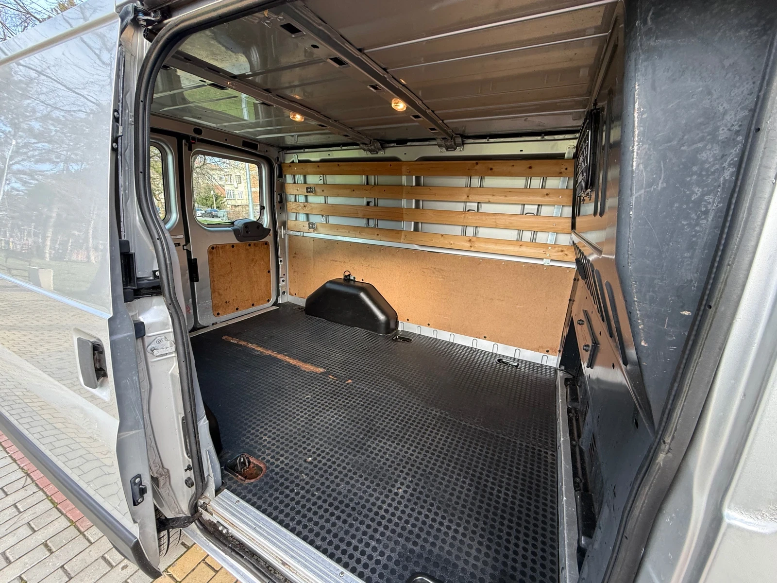 Ford Transit 2.2TDCI - изображение 9