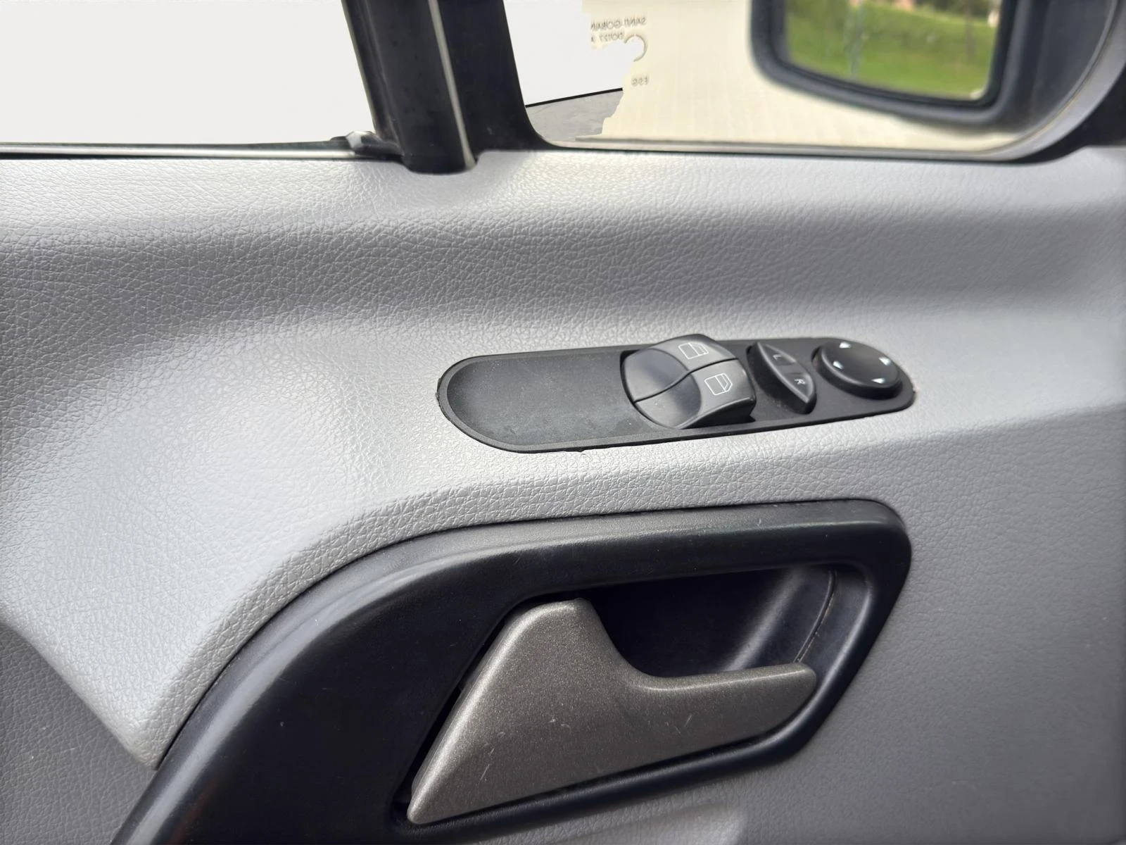 Mercedes-Benz Sprinter 319 BLUETEC  8+ 1  3.5T на теглич, снимка 16 - Бусове и автобуси - 55233156