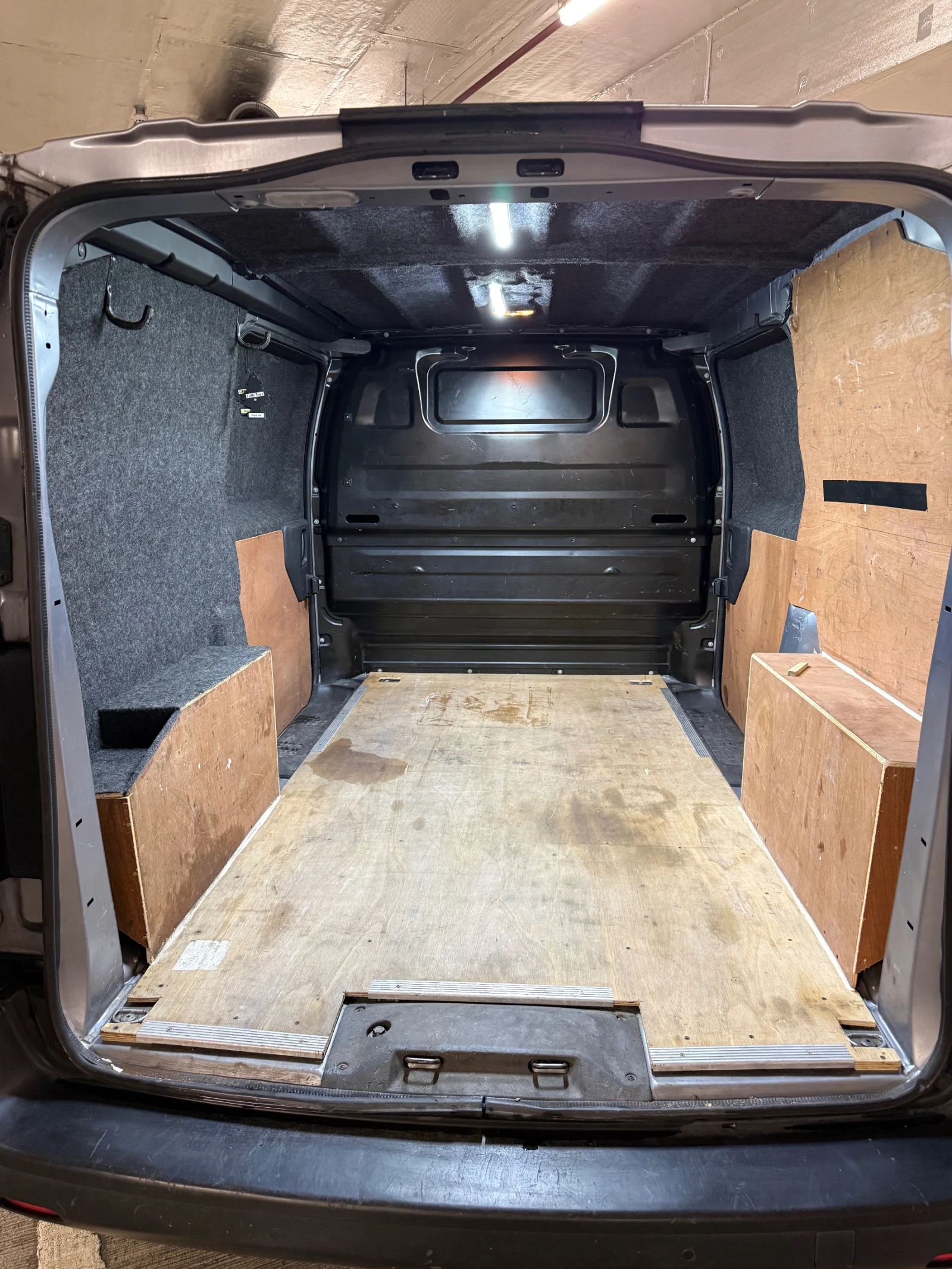 Opel Vivaro Opel Vivaro 1.5 D, снимка 11 - Бусове и автобуси - 55708576