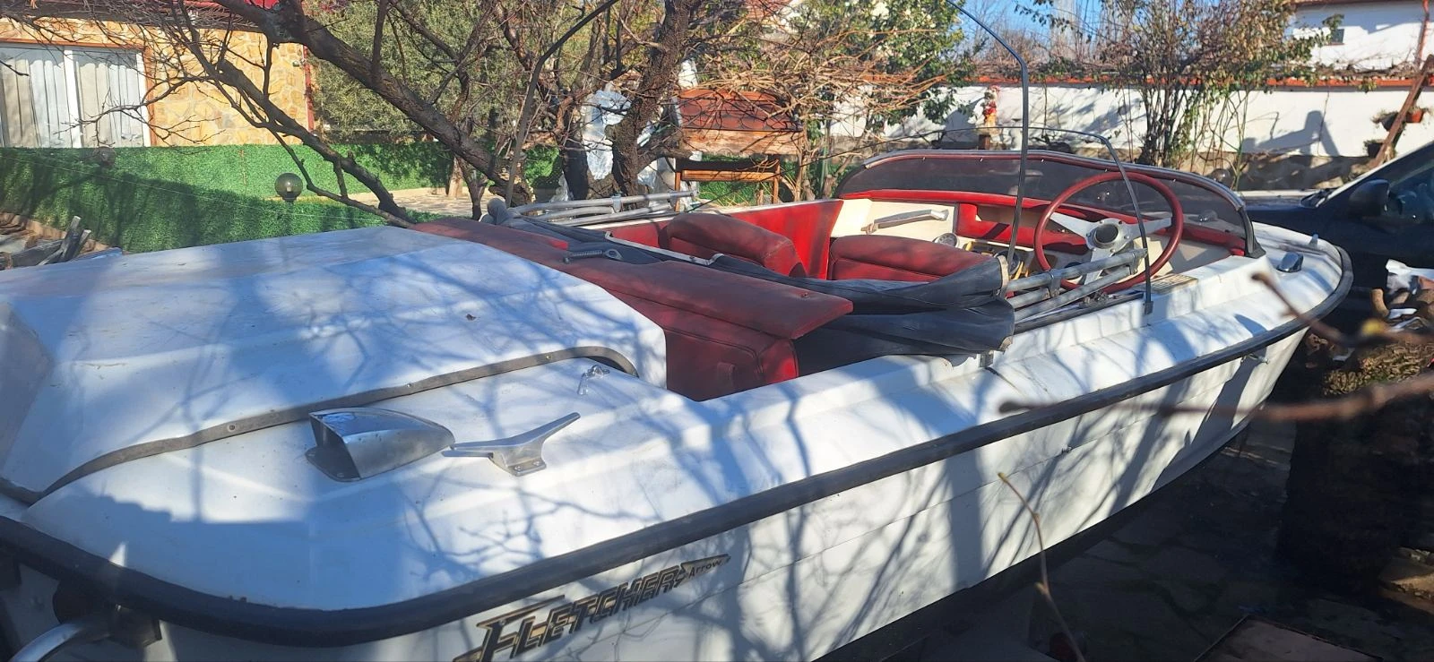 ������� ���� Fletcher | Mobile.bg � ����������� 11