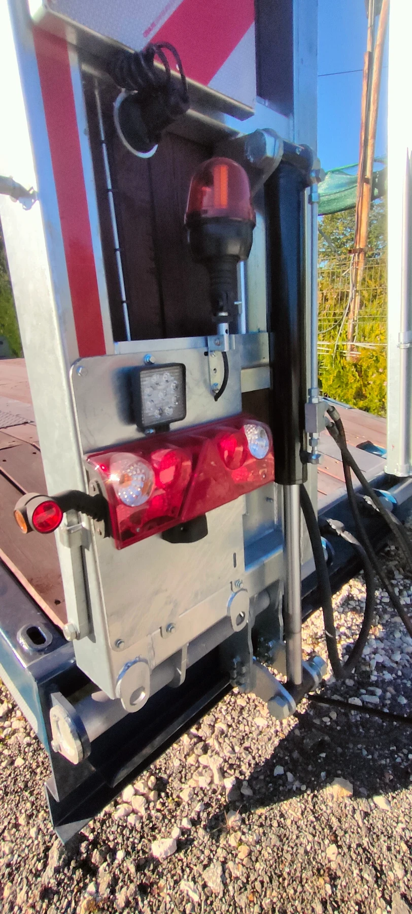   TANDEM | Mobile.bg   9