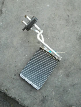 Радиатор парно Мерцедес Ц220 w203