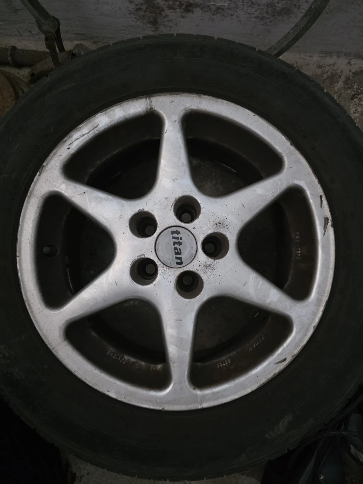 Гуми с джанти Barum 195/65R15, снимка 6 - Гуми и джанти - 54793639