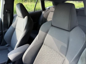 Suzuki Swace 1.8 hybrid CarPlay, снимка 9