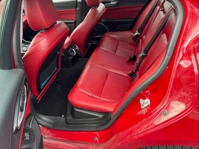 Alfa Romeo Giulia * AWD * АВТОКРЕДИТ БЕЗ ПЪРВОНАЧАЛНА ВНОСКА* , снимка 12