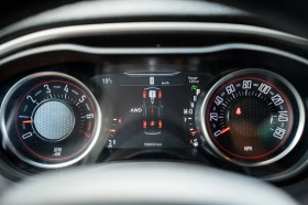 Dodge Challenger AWD, снимка 15