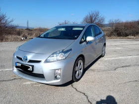     Toyota Prius HYBRID