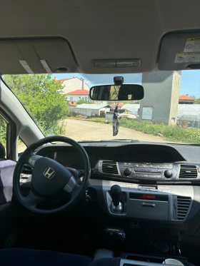 Обява за продажба на Honda Fr-v 2.2 ctdi ~5 750 лв. - изображение 8