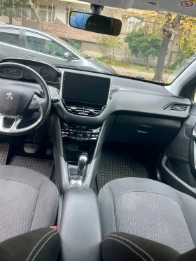 Peugeot 208 1.2 Бензин, снимка 12