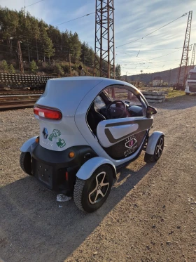 Renault Twizy 17к.с Нов внос! - 3790 € / 7412.60 лв. - 39954954 7