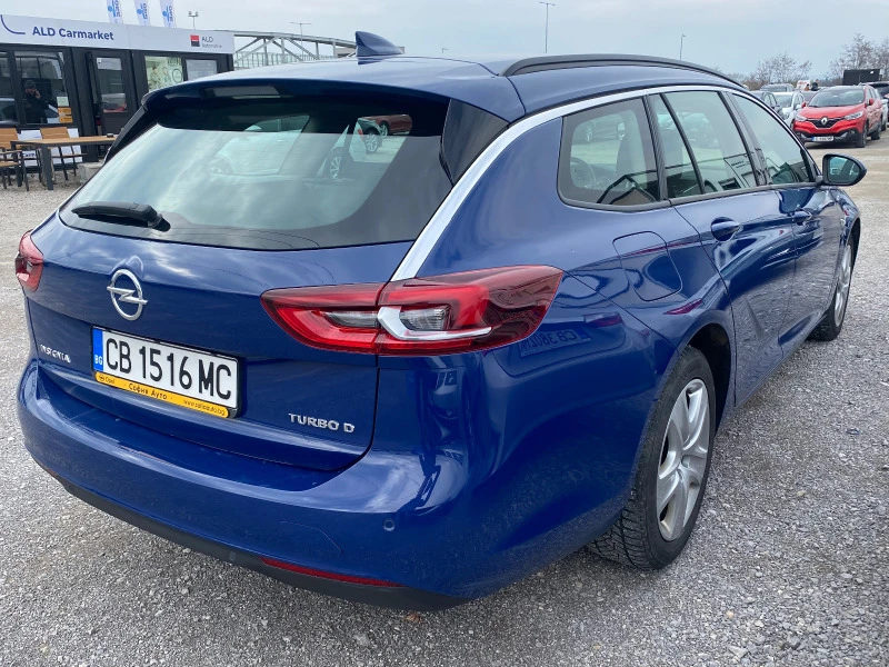 Opel Insignia 1, 6 CDTI , снимка 5 - Автомобили и джипове - 40300615