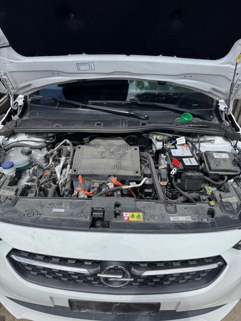 Opel Corsa Електричка, снимка 2 - Автомобили и джипове - 44979074