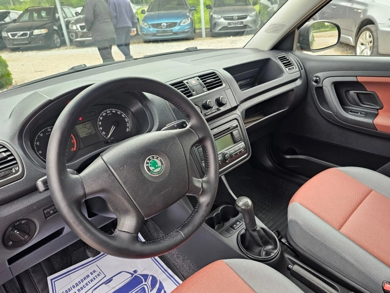 Skoda Fabia 1.2 БЕНЗИН ! ! ! КЛИМАТИК, снимка 12 - Автомобили и джипове - 45793283