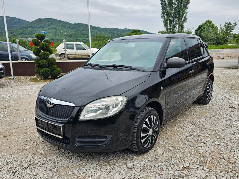 Skoda Fabia 1.2 БЕНЗИН ! ! ! КЛИМАТИК, снимка 1 - Автомобили и джипове - 45793283